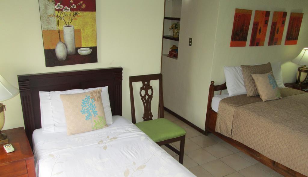 Hotel San Mateo San Salvador Zimmer foto